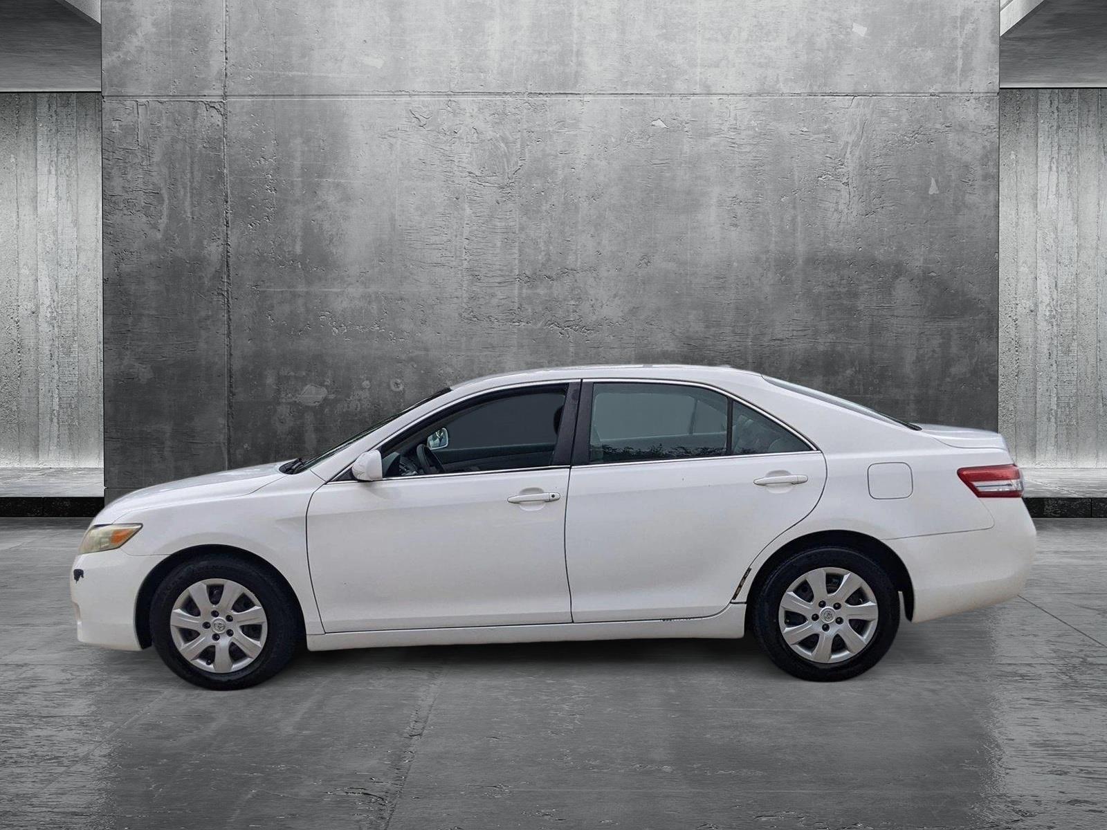 2011 Toyota Camry Vehicle Photo in Pembroke Pines , FL 33084