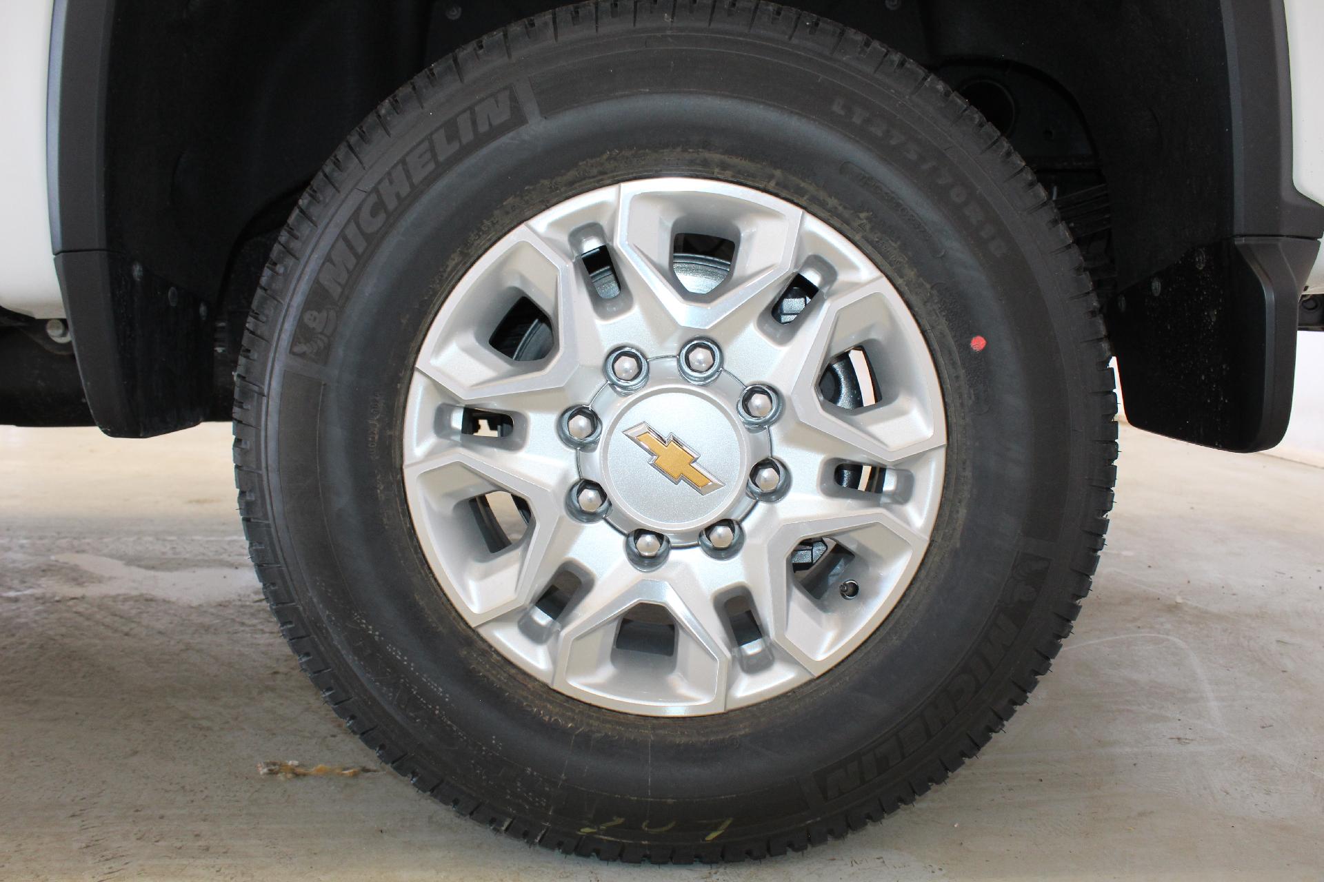 2025 Chevrolet Silverado 2500 HD Vehicle Photo in NORTHAMPTON, MA 01060-1120