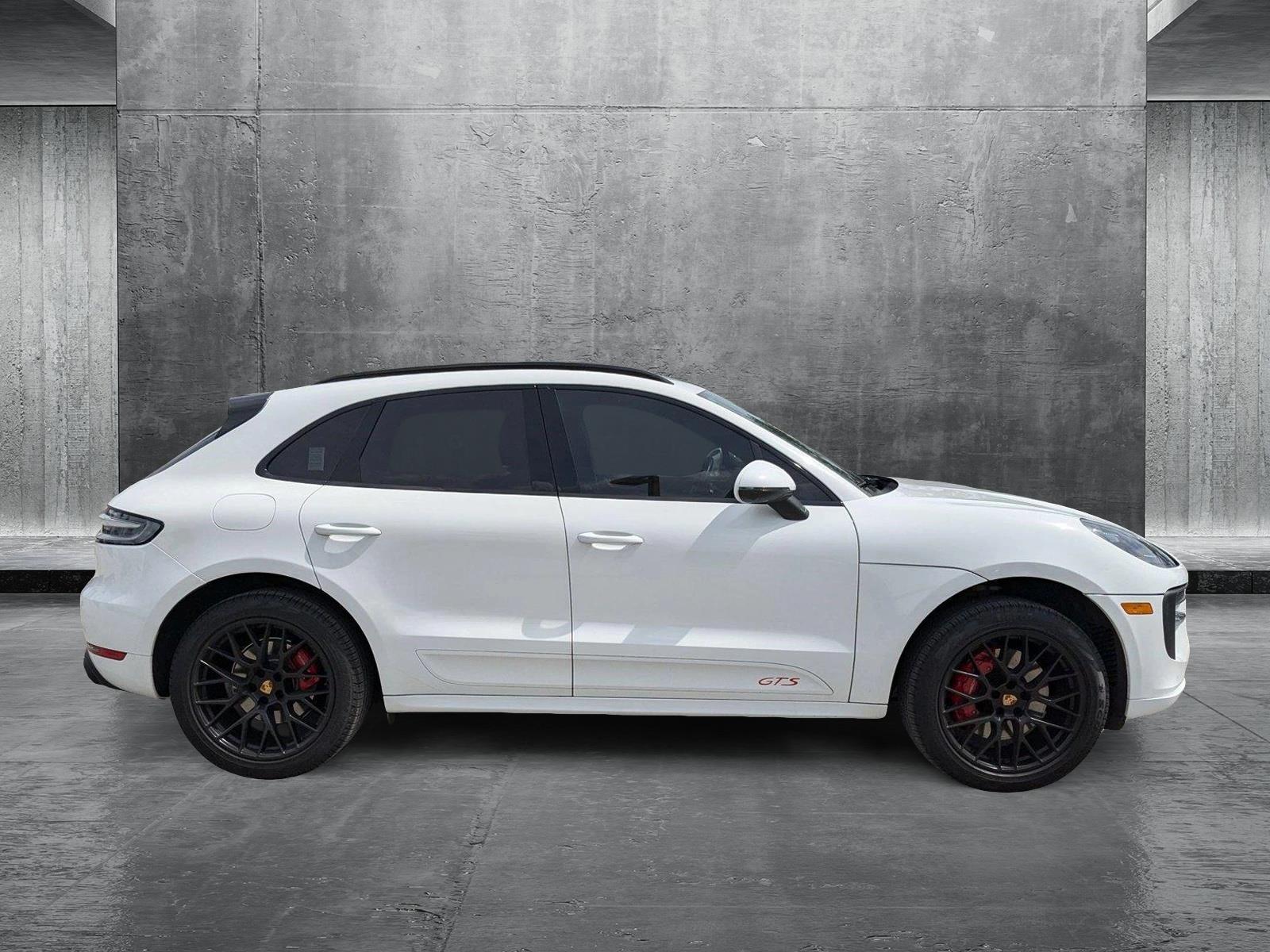 2021 Porsche Macan Vehicle Photo in Miami, FL 33169