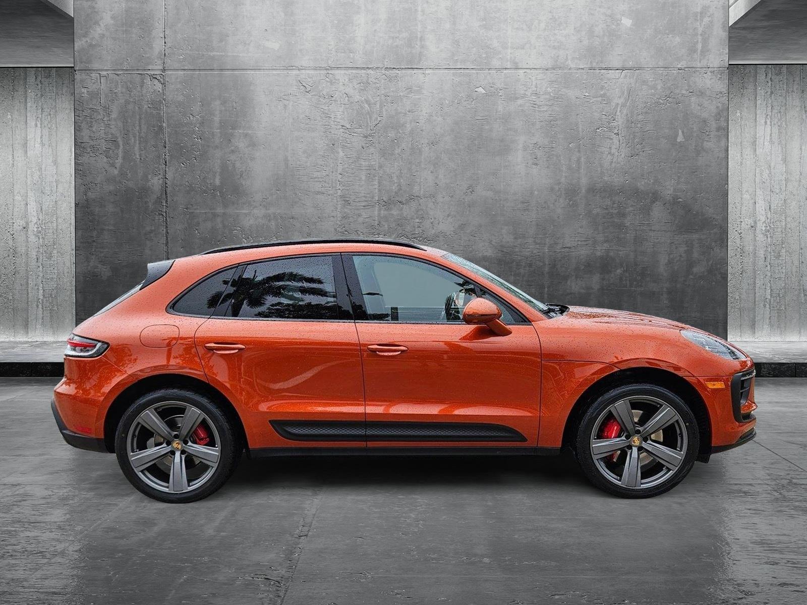 2022 Porsche Macan Vehicle Photo in Pembroke Pines , FL 33027