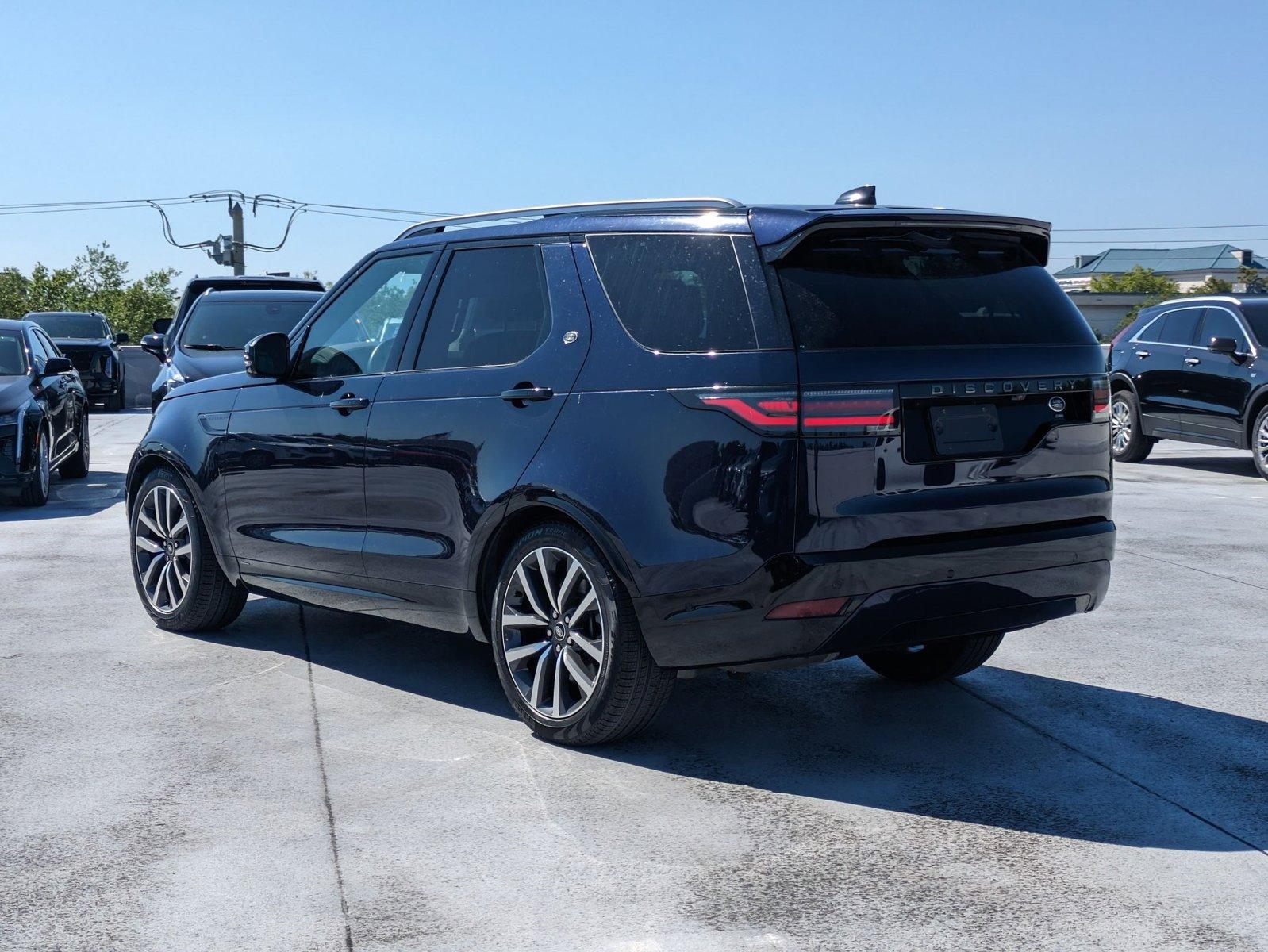 2022 Land Rover Discovery Vehicle Photo in WEST PALM BEACH, FL 33407-3296