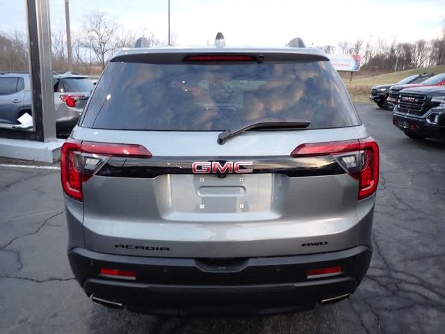 2022 GMC Acadia Vehicle Photo in ZELIENOPLE, PA 16063-2910