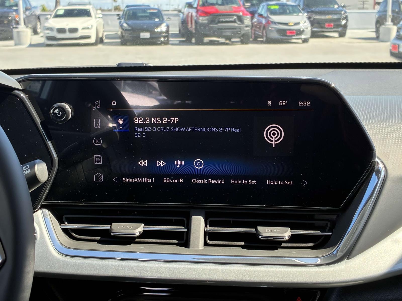2025 Chevrolet Trax Vehicle Photo in LOS ANGELES, CA 90007-3794