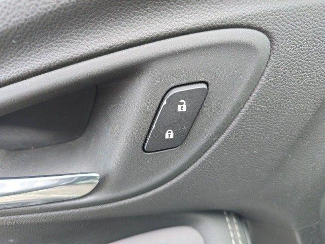 2022 Buick Encore GX Vehicle Photo in Pleasant Hills, PA 15236