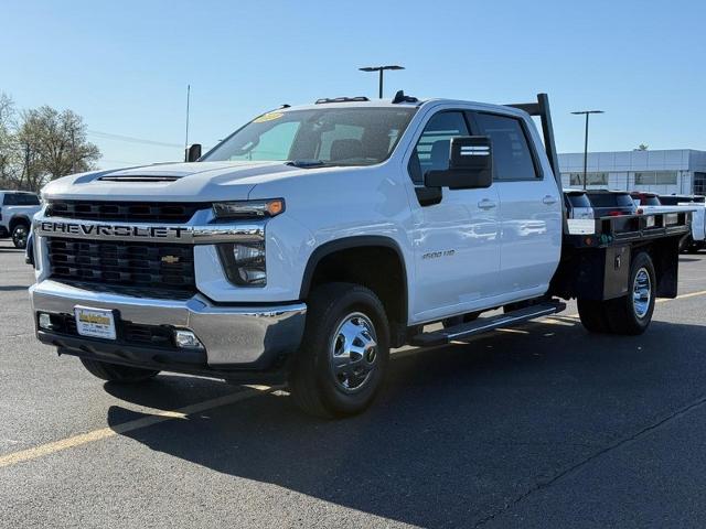 2023 Chevrolet Silverado 3500 HD CC Vehicle Photo in COLUMBIA, MO 65203-3903