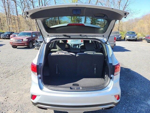2017 Hyundai Santa Fe Vehicle Photo in THOMPSONTOWN, PA 17094-9014