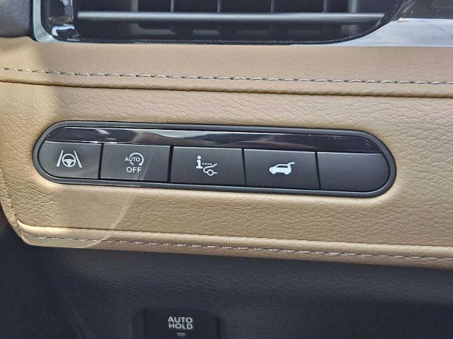 2025 INFINITI QX80 Vehicle Photo in Fort Worth, TX 76132