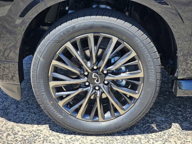 2025 INFINITI QX80 Vehicle Photo in Fort Worth, TX 76132