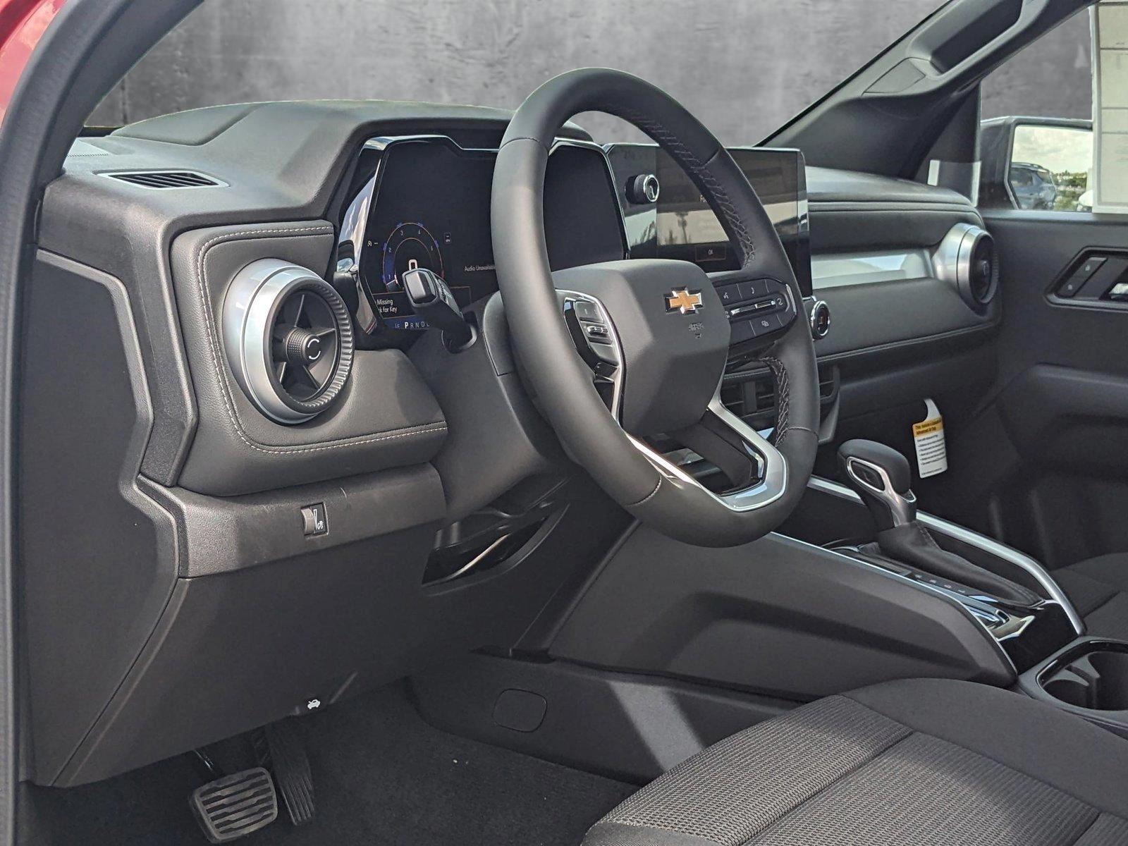 2025 Chevrolet Colorado Vehicle Photo in MIAMI, FL 33172-3015