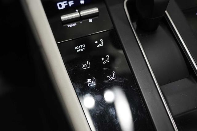 2024 Porsche Macan Vehicle Photo in GRAPEVINE, TX 76051