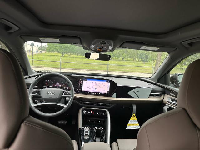 2025 Audi Q5 Vehicle Photo in HOUSTON, TX 77090