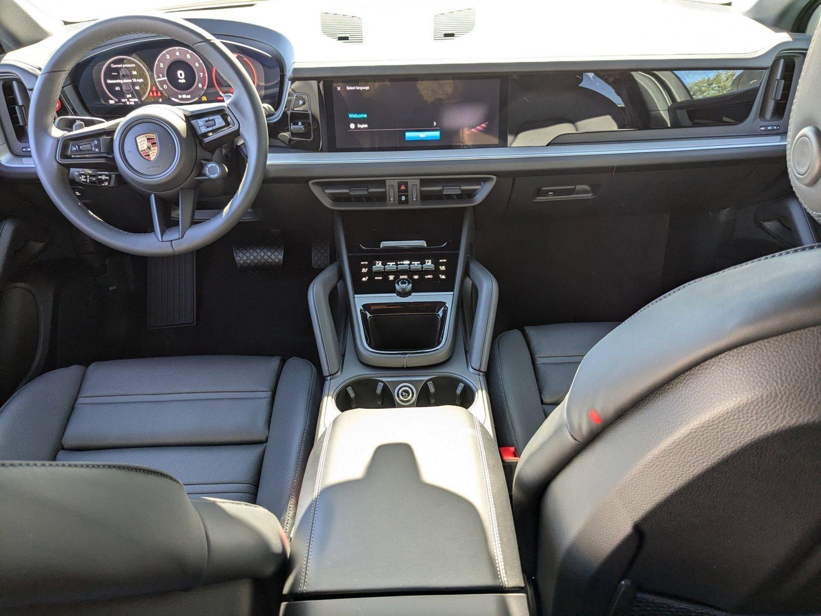 2025 Porsche Cayenne Vehicle Photo in Maitland, FL 32751