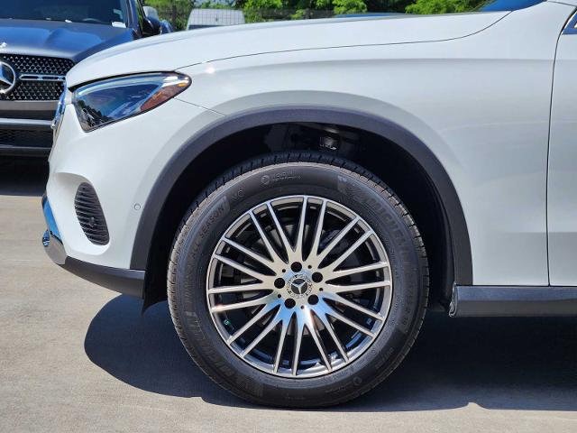 2025 Mercedes-Benz GLC Vehicle Photo in HOUSTON, TX 77079