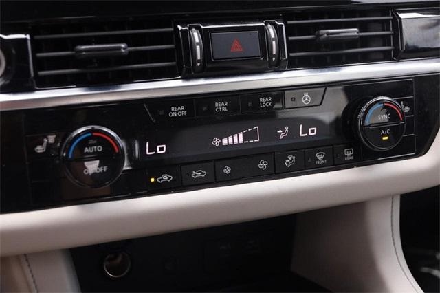 2023 Nissan Pathfinder Vehicle Photo in Hazelwood, MO 63042