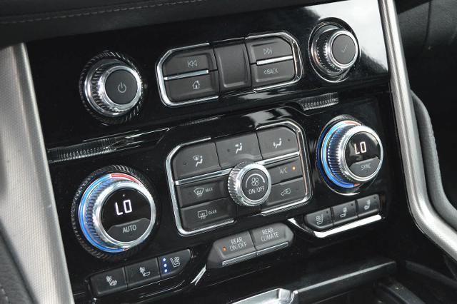 2022 GMC Yukon Vehicle Photo in Houston, TX 77090