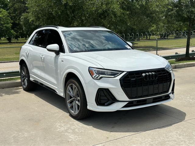 2025 Audi Q3 Vehicle Photo in HOUSTON, TX 77090