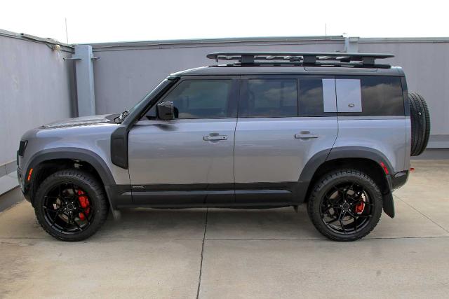 2020 Defender Vehicle Photo in SUGAR LAND, TX 77478