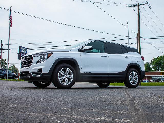 2024 GMC Terrain Vehicle Photo in MADISON, IN 47250-1611