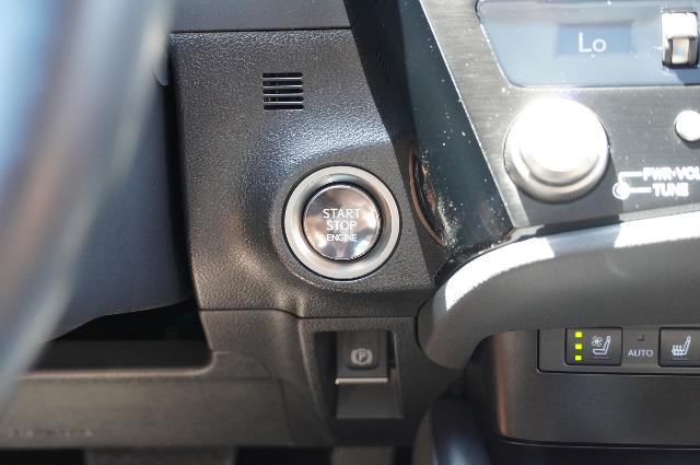 2024 Lexus ES 350 Vehicle Photo in Riverdale, UT 84405