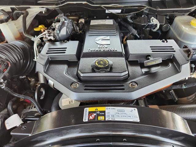2018 Ram 3500 Vehicle Photo in DENTON, TX 76210-9321