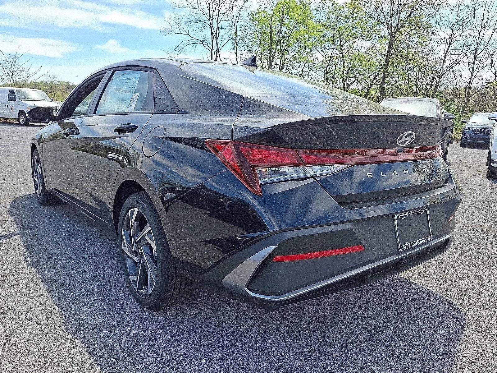 2025 Hyundai ELANTRA Vehicle Photo in Harrisburg, PA 17111
