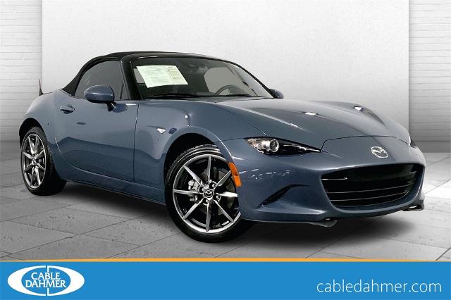 2021 Mazda MX-5 Miata Vehicle Photo in Lees Summit, MO 64086