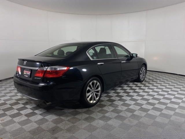 2013 Honda Accord Sdn Vehicle Photo in MEDINA, OH 44256-9001