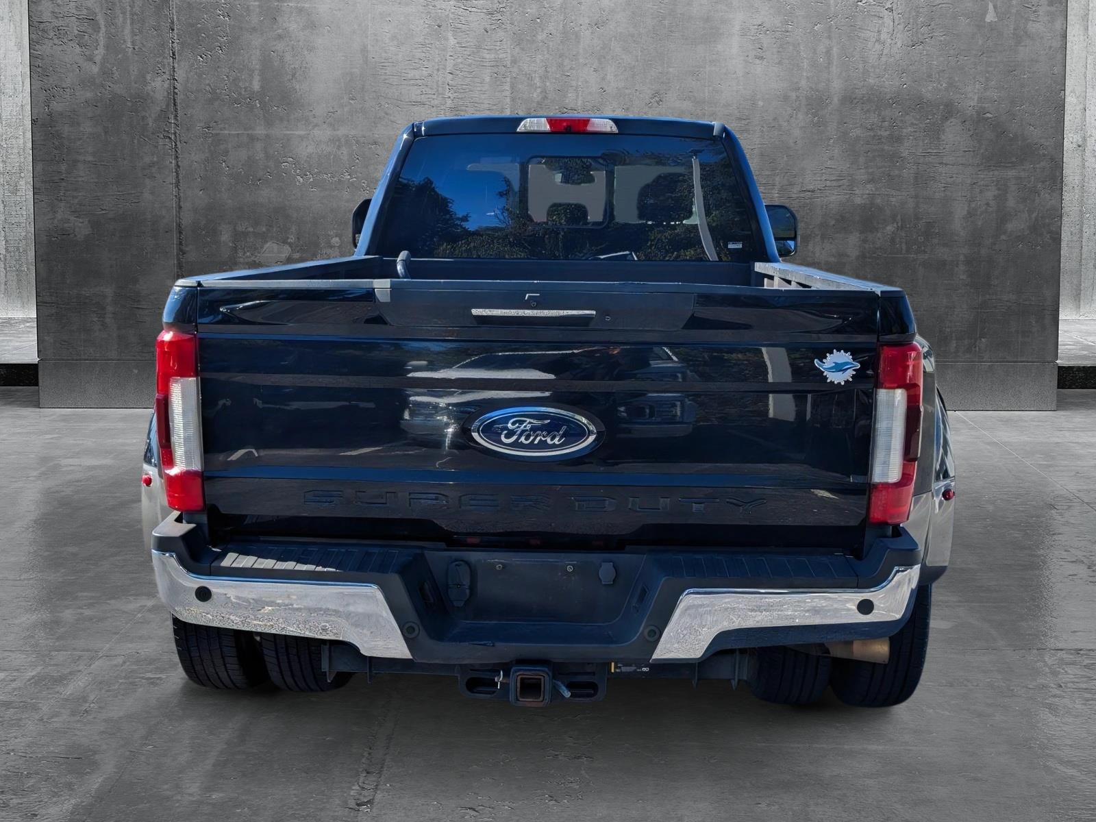 2018 Ford Super Duty F-350 DRW Vehicle Photo in Panama City, FL 32401