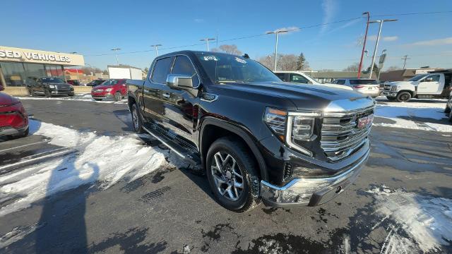 Used 2023 GMC Sierra 1500 SLT with VIN 1GTUUDED5PZ176086 for sale in Center Line, MI