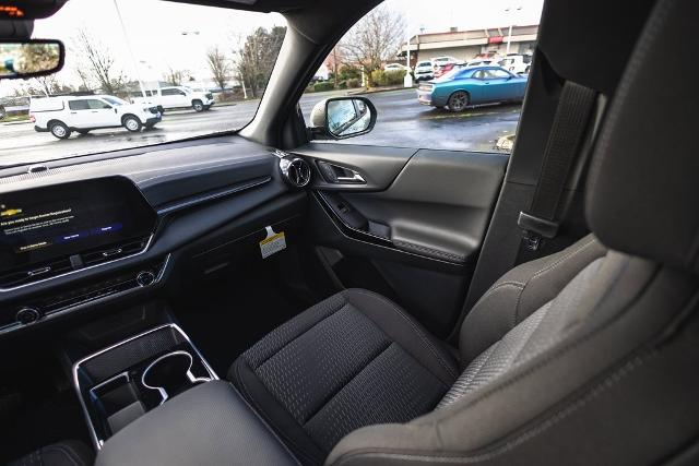 2025 Chevrolet Equinox Vehicle Photo in NEWBERG, OR 97132-1927