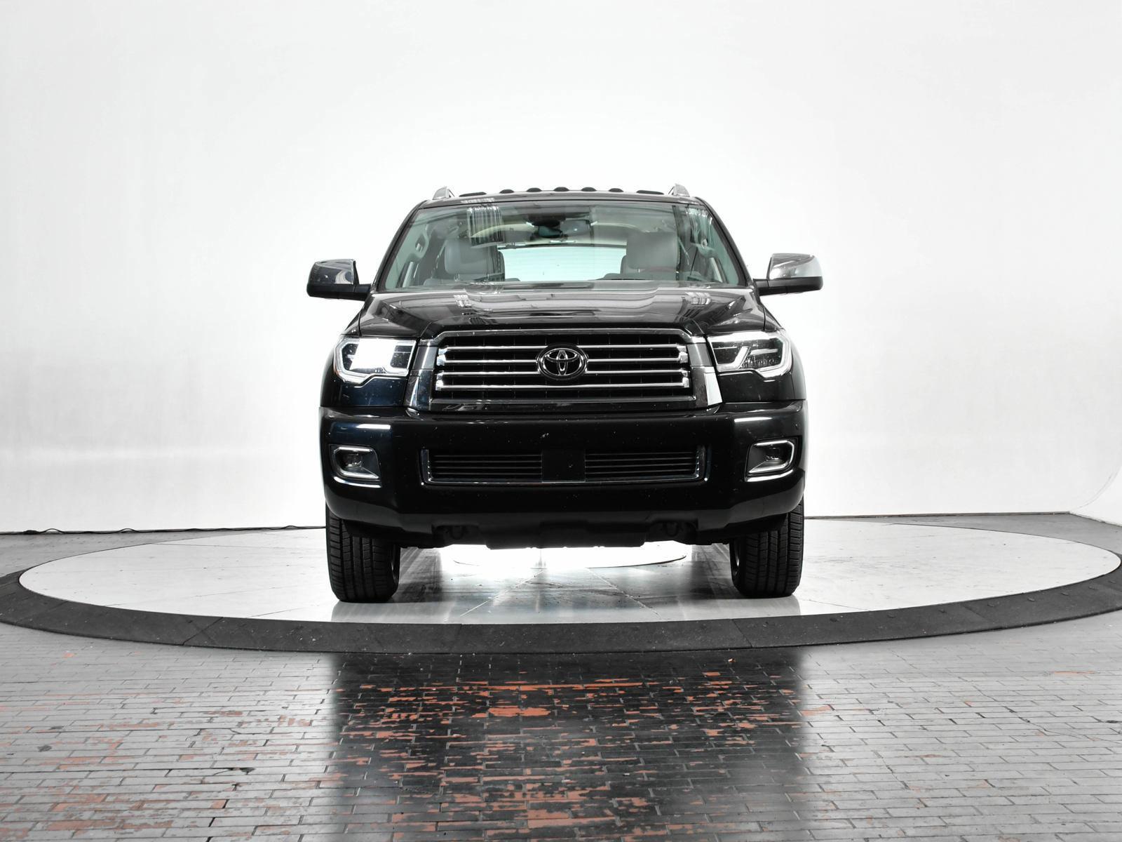 2022 Toyota Sequoia Vehicle Photo in DALLAS, TX 75235