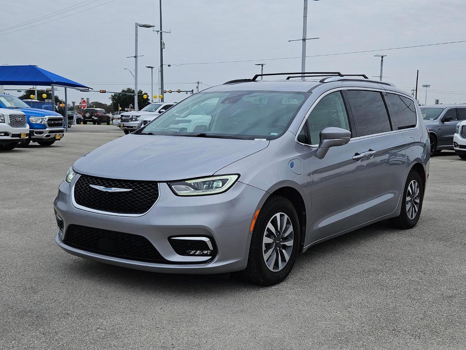 2021 Chrysler Pacifica Vehicle Photo in Seguin, TX 78155