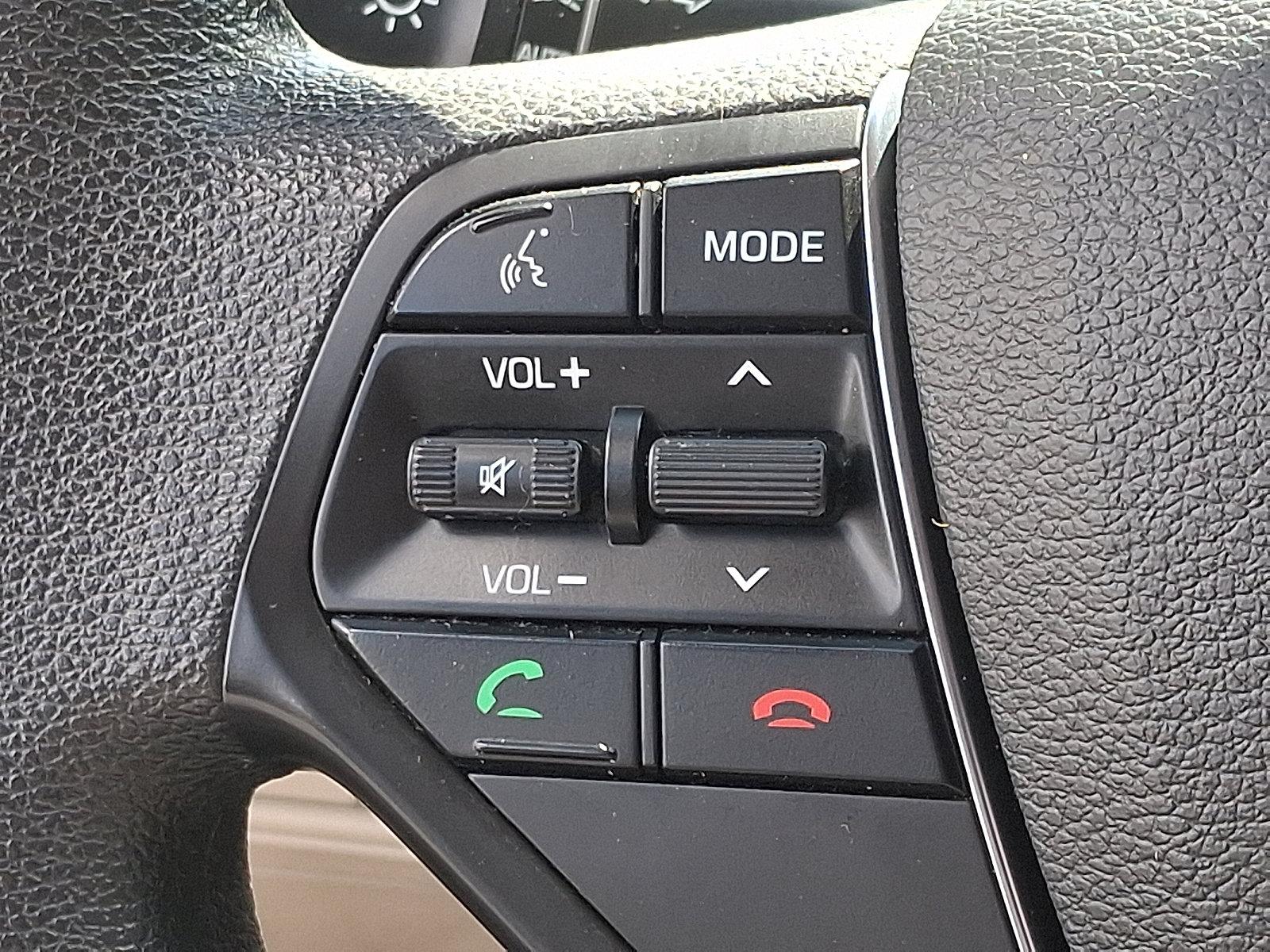 2017 Hyundai SONATA Hybrid Vehicle Photo in Trevose, PA 19053