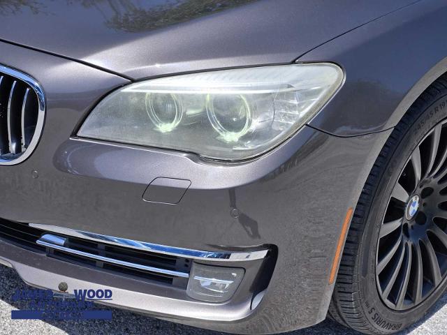 2013 BMW 750Li Vehicle Photo in DENTON, TX 76210-9321
