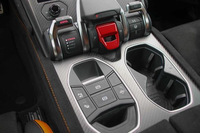 2024 Lamborghini Urus Vehicle Photo in SUGAR LAND, TX 77478