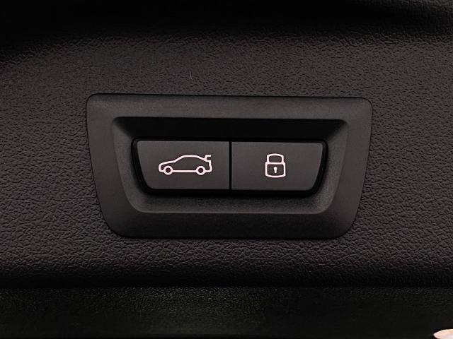 2026 BMW X5 M Vehicle Photo in Appleton, WI 54913