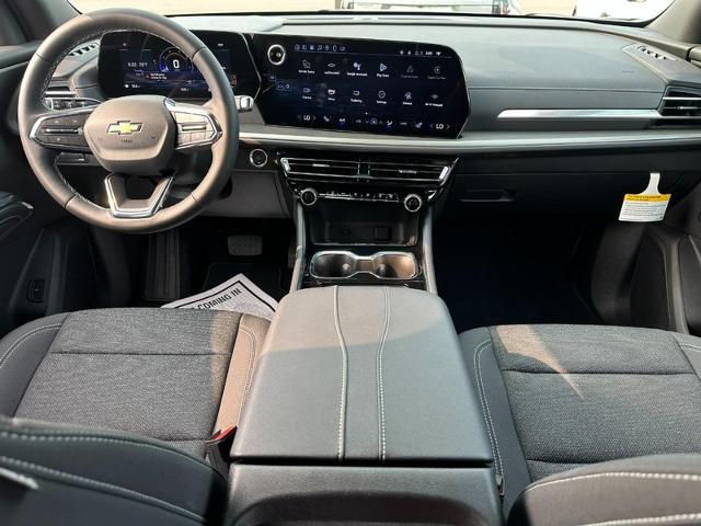 2025 Chevrolet Traverse Vehicle Photo in COLUMBIA, MO 65203-3903