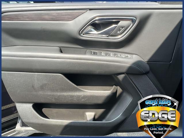 2023 Chevrolet Suburban Vehicle Photo in Roslyn, NY 11576