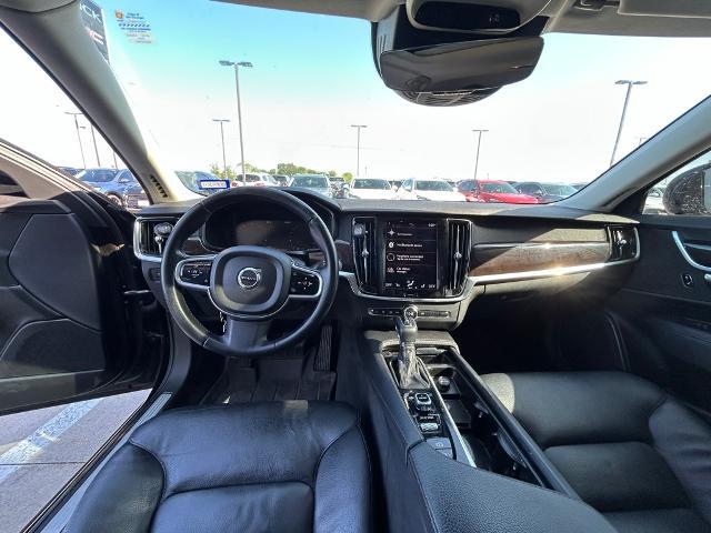 2017 Volvo S90 Vehicle Photo in Greenville, TX 75402