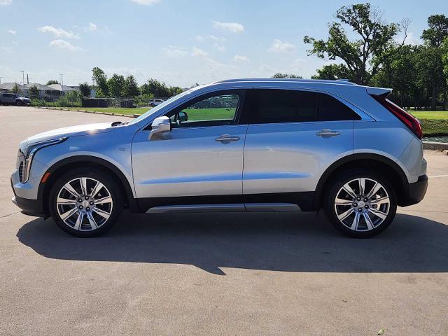 2022 Cadillac XT4 Vehicle Photo in DENTON, TX 76210-9321