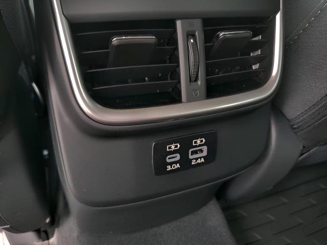 2025 Subaru Outback Vehicle Photo in Green Bay, WI 54304