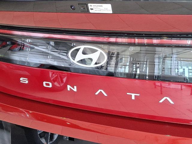 2025 Hyundai SONATA Hybrid Vehicle Photo in Philadelphia, PA 19116