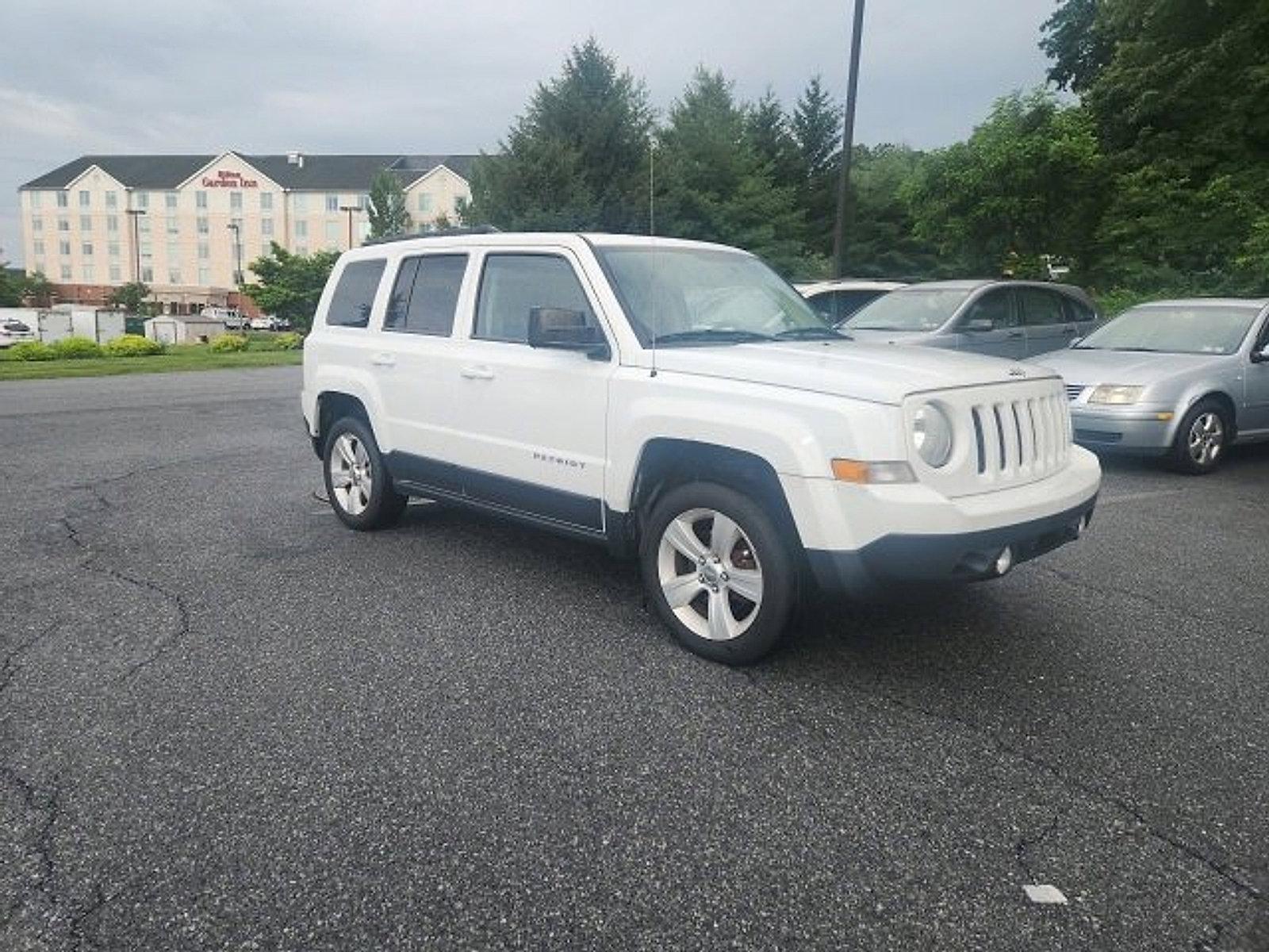 2014 Jeep Patriot Vehicle Photo in Harrisburg, PA 17111