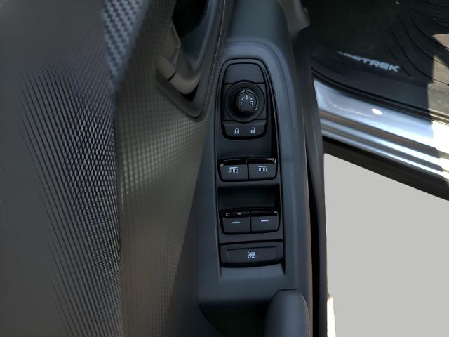 2025 Subaru Crosstrek Vehicle Photo in Green Bay, WI 54304