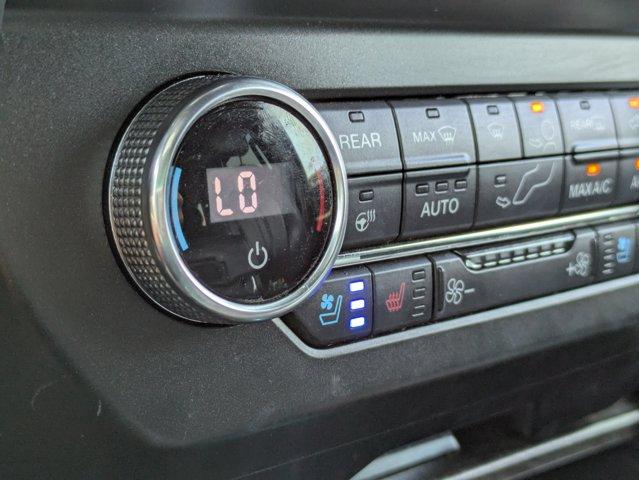 2019 Ford Expedition Vehicle Photo in BRUNSWICK, GA 31525-1881