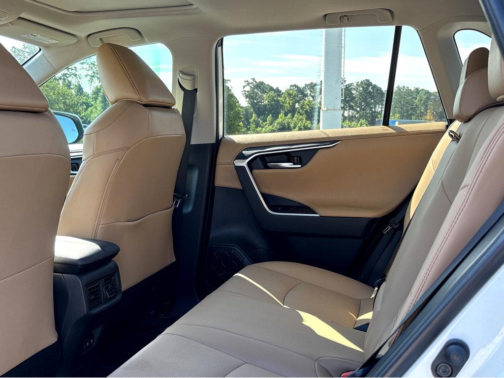 2019 Toyota RAV4 Vehicle Photo in POOLER, GA 31322-3252