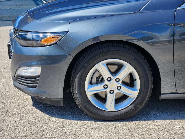2021 Chevrolet Malibu Vehicle Photo in DENTON, TX 76210-9321