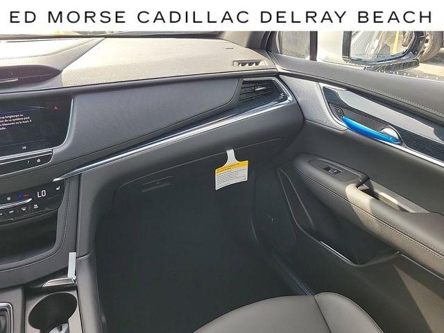 2025 Cadillac XT5 Vehicle Photo in DELRAY BEACH, FL 33483-3294