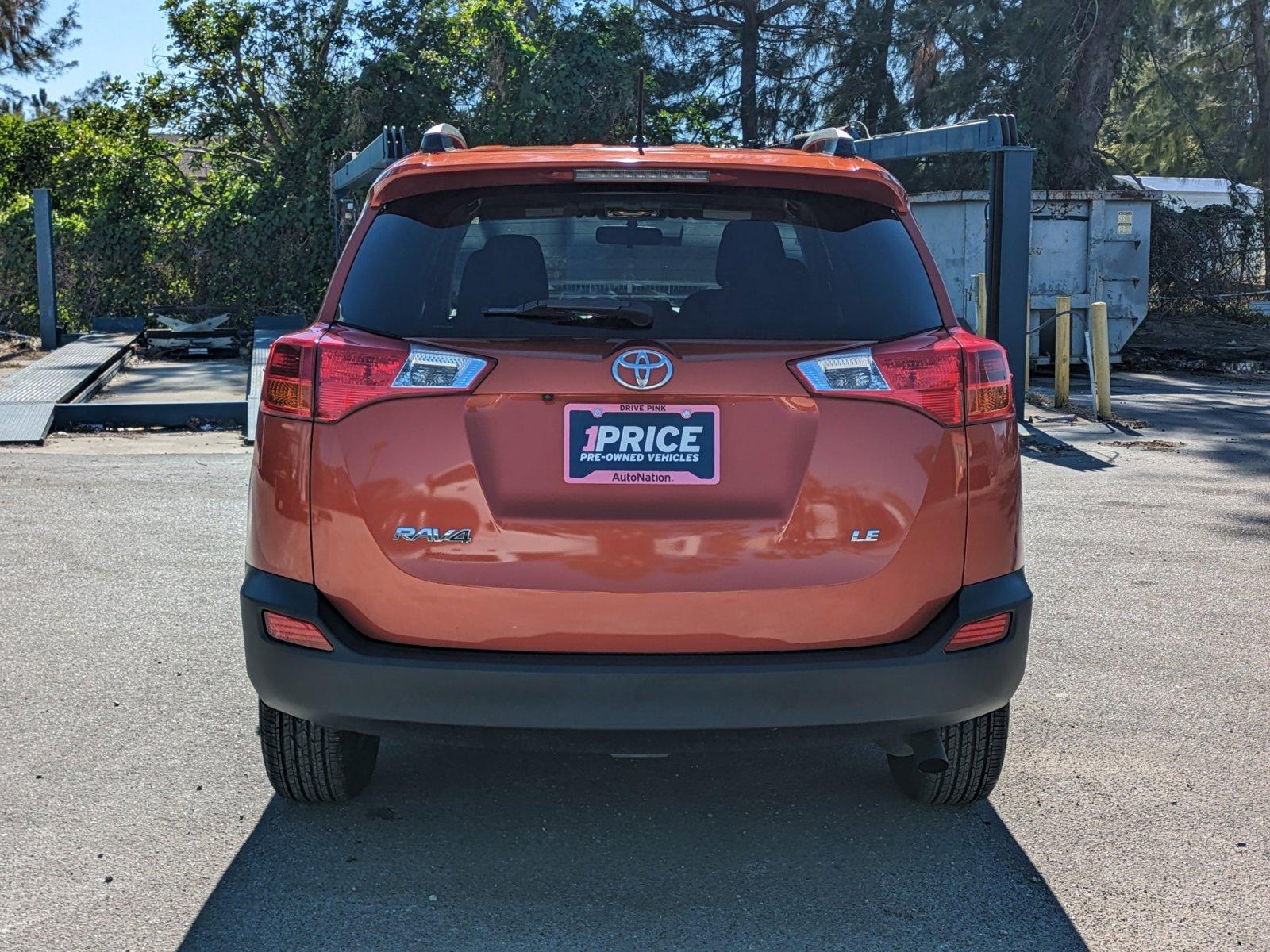 2015 Toyota RAV4 Vehicle Photo in Bradenton, FL 34207