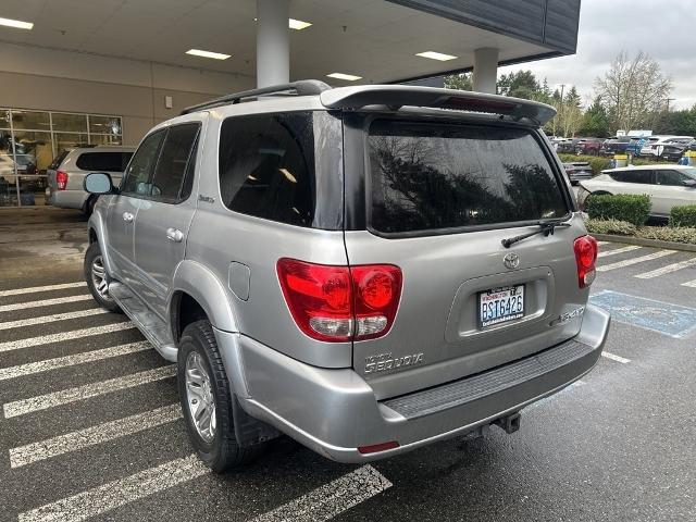 2007 Toyota Sequoia Limited photo 2